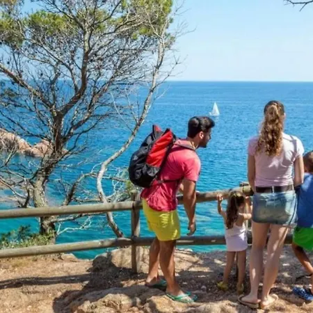 Apartment Nuevo Luminoso Catalina A 80 Metros De La Playa 4 Personas Sant Feliu de Guixols