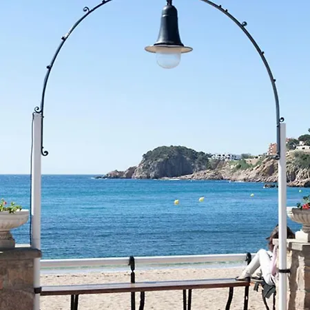 Nuevo Luminoso Catalina A 80 Metros De La Playa 4 Personas Apartment Sant Feliu de Guixols